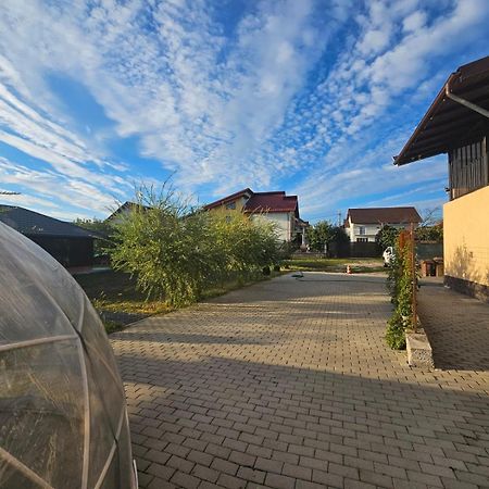 Pensiunea Relax Curtea De Arges Bagian luar foto