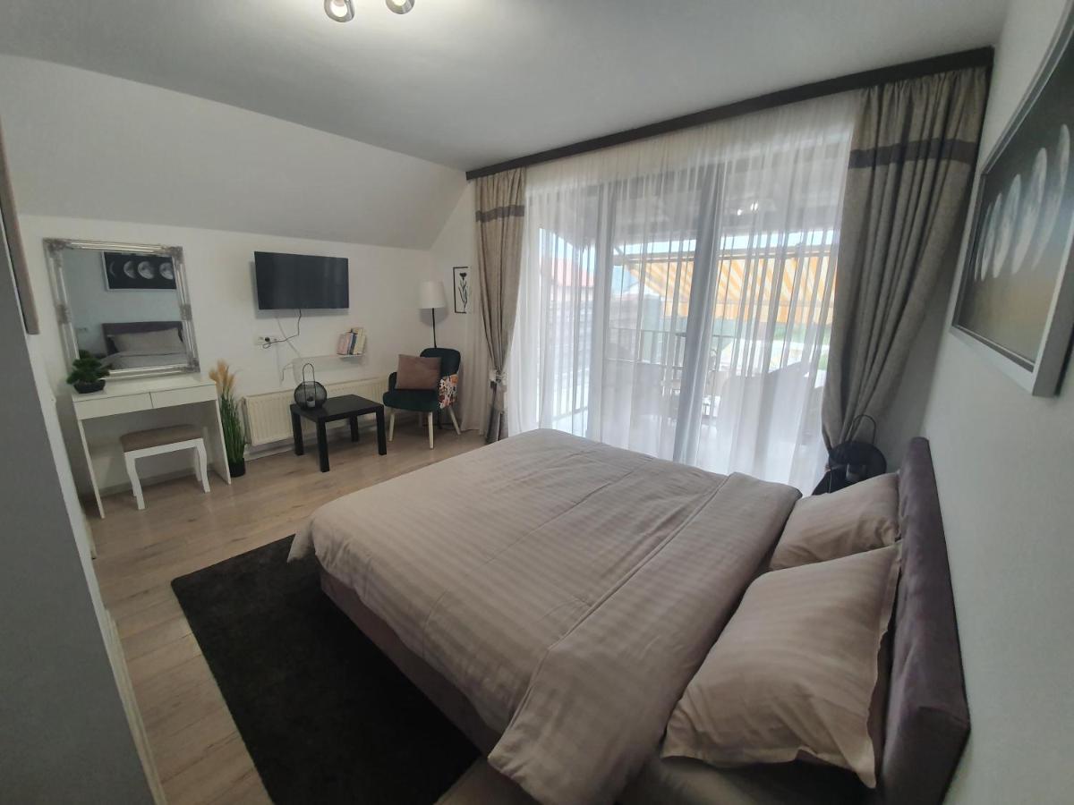 Pensiunea Relax Curtea De Arges Bagian luar foto