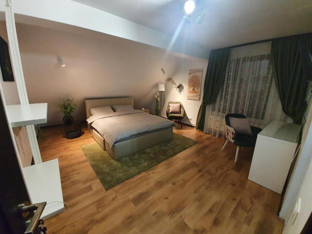 Pensiunea Relax Curtea De Arges Bagian luar foto
